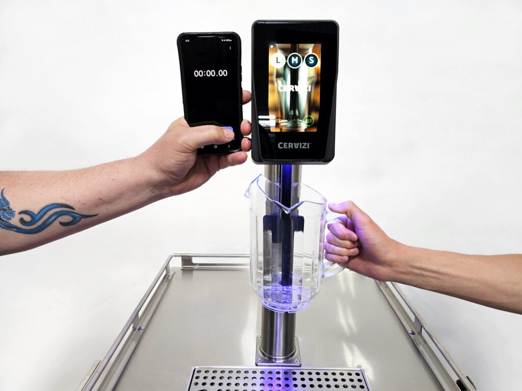 Cervizi Dispensing Pitcher of Beer